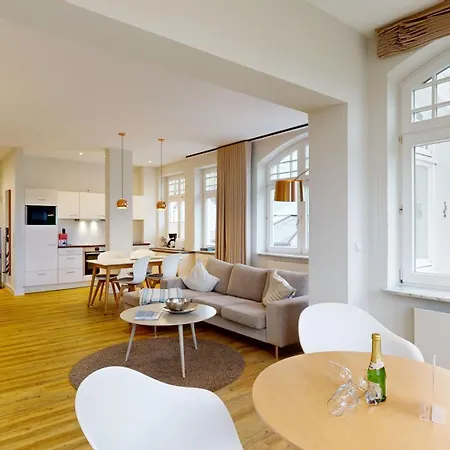 Fewos Direkt Am Strand, Teilweise Mit Meerblick, Villa Sirene, Binz Extérieur photo